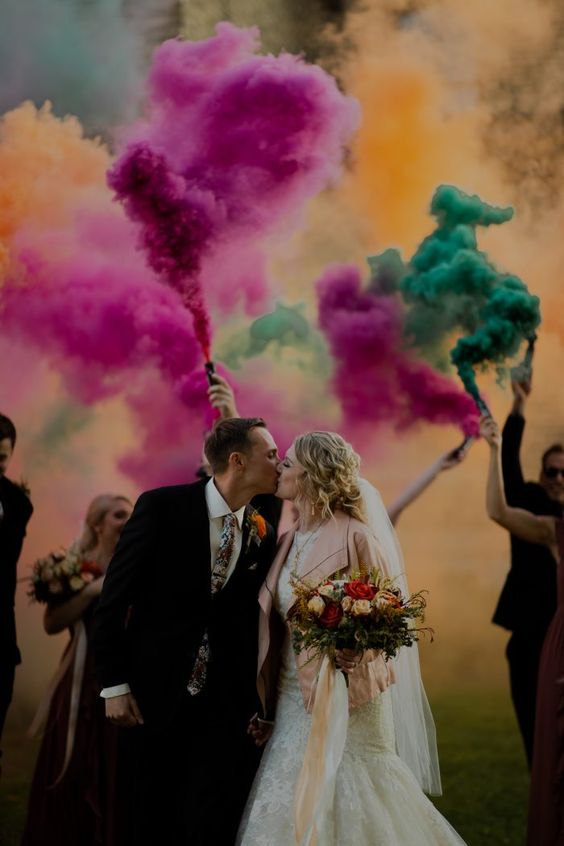 Tocha de Fumo Roxo — Mistério, Sofisticação e um Visual Verdadeiramente Único